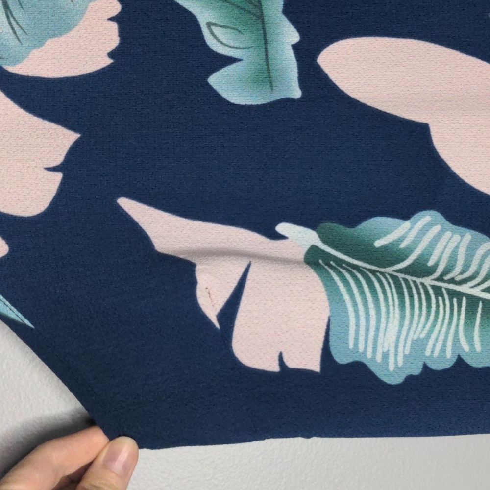 EUC✨ medium high neck blue tropical print spaghetti strap dress - Picture 4 of 13